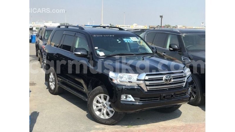 Big with watermark toyota land cruiser harare import dubai 13474