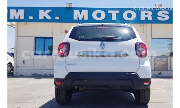 Acheter Import Voiture Renault 19 Blanc à Import - Dubai, Harare Acheter Import Voiture Renault 19 Blanc à Import - Dubai, Harare