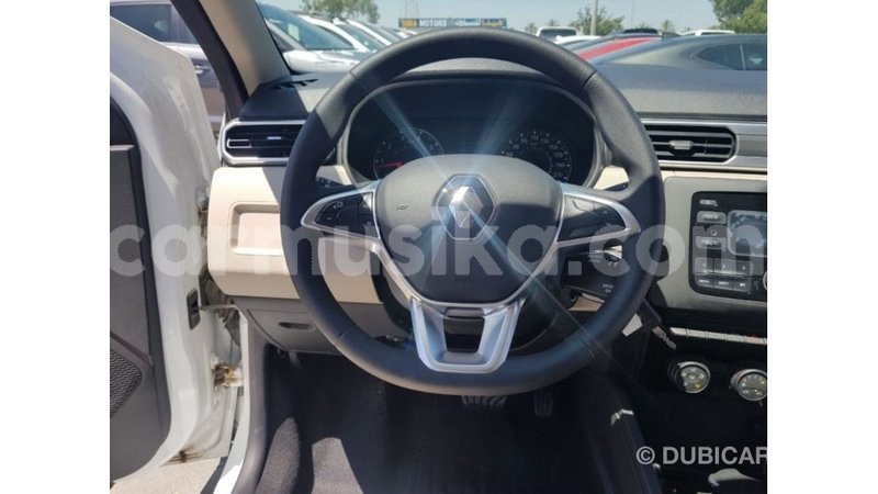 Big with watermark renault 19 harare import dubai 13499