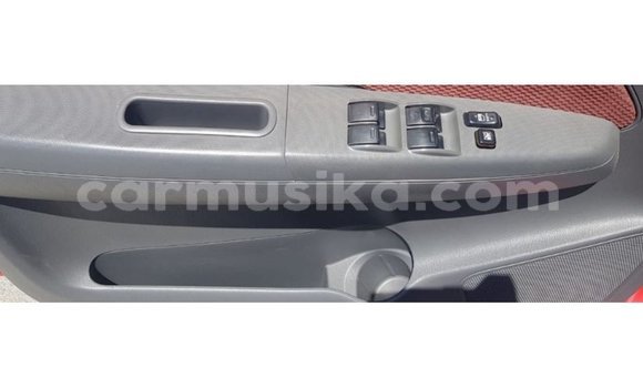 Acheter Import Voiture Toyota Hilux Rouge à Import - Dubai, Harare Acheter Import Voiture Toyota Hilux Rouge à Import - Dubai, Harare