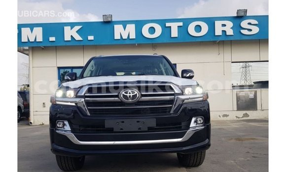 Tenga Imported Toyota Land Cruiser Nhema Mota in Import - Dubai in Harare Tenga Imported Toyota Land Cruiser Nhema Mota in Import - Dubai in Harare