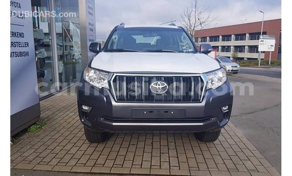 Tenga Imported Toyota Prado Nhema Mota in Import - Dubai in Harare Tenga Imported Toyota Prado Nhema Mota in Import - Dubai in Harare