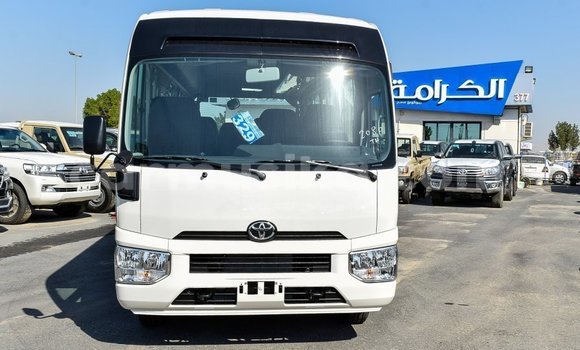 Tenga Imported Toyota Coaster Chena Mota in Import - Dubai in Harare Tenga Imported Toyota Coaster Chena Mota in Import - Dubai in Harare