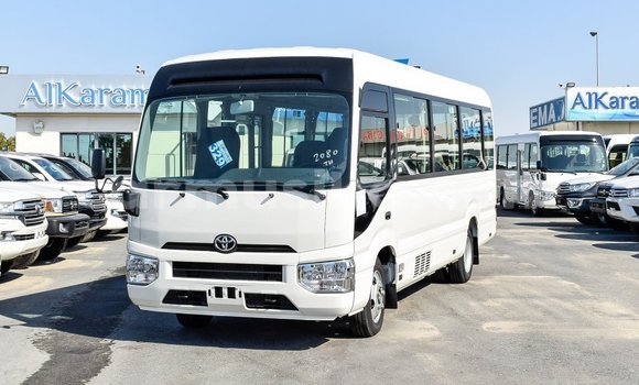 Tenga Imported Toyota Coaster Chena Mota in Import - Dubai in Harare Tenga Imported Toyota Coaster Chena Mota in Import - Dubai in Harare