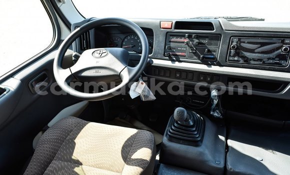 Tenga Imported Toyota Coaster Chena Mota in Import - Dubai in Harare Tenga Imported Toyota Coaster Chena Mota in Import - Dubai in Harare