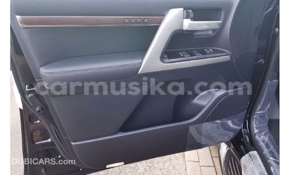 Buy Import Toyota Land Cruiser Black Car in Import - Dubai in Harare Buy Import Toyota Land Cruiser Black Car in Import - Dubai in Harare
