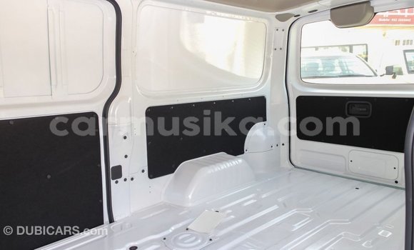 Acheter Import Voiture Nissan Urvan Blanc à Import - Dubai, Harare Acheter Import Voiture Nissan Urvan Blanc à Import - Dubai, Harare