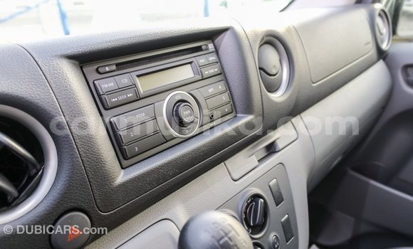 Acheter Import Voiture Nissan Urvan Blanc à Import - Dubai, Harare Acheter Import Voiture Nissan Urvan Blanc à Import - Dubai, Harare