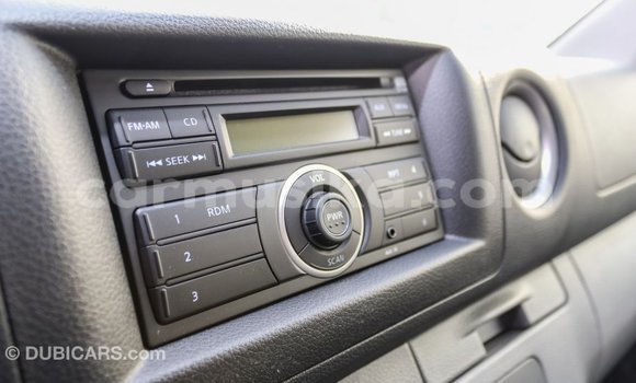 Acheter Import Voiture Nissan Urvan Blanc à Import - Dubai, Harare Acheter Import Voiture Nissan Urvan Blanc à Import - Dubai, Harare