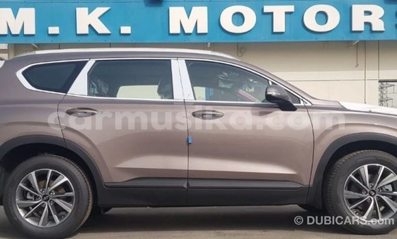 Tenga Imported Hyundai Santa Fe Zvimwe Mota in Import - Dubai in Harare Tenga Imported Hyundai Santa Fe Zvimwe Mota in Import - Dubai in Harare