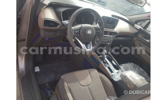 Tenga Imported Hyundai Santa Fe Zvimwe Mota in Import - Dubai in Harare Tenga Imported Hyundai Santa Fe Zvimwe Mota in Import - Dubai in Harare