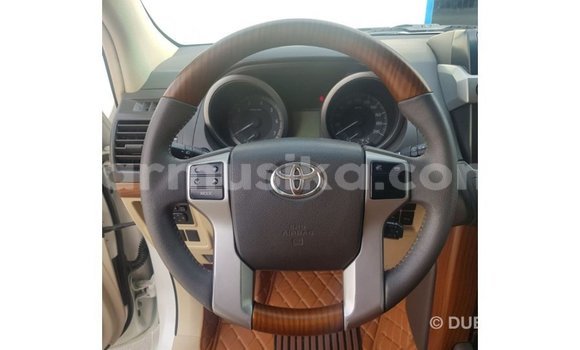Tenga Imported Toyota Land Cruiser Chena Mota in Import - Dubai in Harare Tenga Imported Toyota Land Cruiser Chena Mota in Import - Dubai in Harare