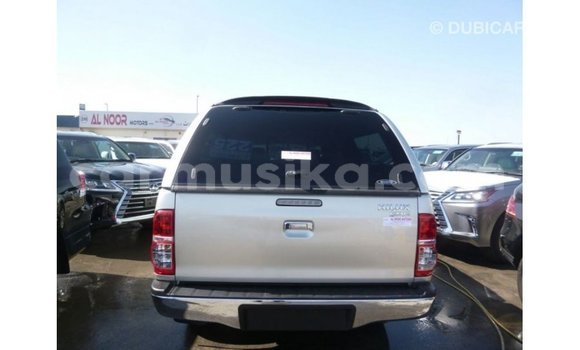 Tenga Imported Toyota Hilux Zvimwe Mota in Import - Dubai in Harare Tenga Imported Toyota Hilux Zvimwe Mota in Import - Dubai in Harare