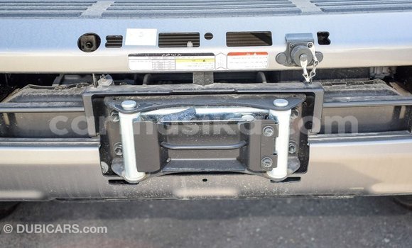 Tenga Imported Toyota Land Cruiser Beige Mota in Import - Dubai in Harare Tenga Imported Toyota Land Cruiser Beige Mota in Import - Dubai in Harare