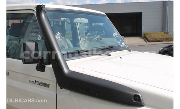 Buy Import Toyota Land Cruiser White Car in Import - Dubai in Harare Buy Import Toyota Land Cruiser White Car in Import - Dubai in Harare
