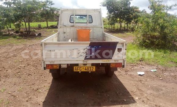 Acheter Occasion Voiture Toyota TownAce Blanc à Harare, Harare Acheter Occasion Voiture Toyota TownAce Blanc à Harare, Harare