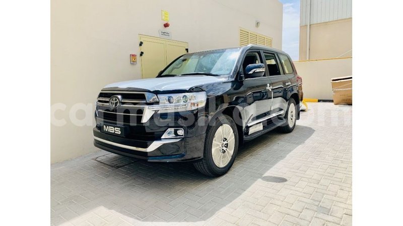 Big with watermark toyota land cruiser harare import dubai 13574