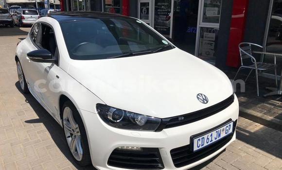 Acheter Occasion Voiture Volkswagen Scirocco R Blanc à Harare, Harare Acheter Occasion Voiture Volkswagen Scirocco R Blanc à Harare, Harare