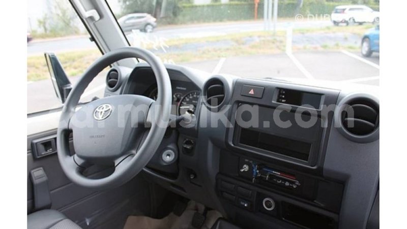 Big with watermark toyota land cruiser harare import dubai 13579