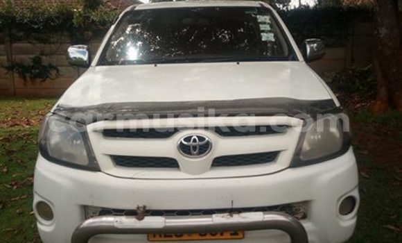 Nunua Ilio tumika Toyota Hilux Nyeupe Gari ndani ya Harare nchini Harare Nunua Ilio tumika Toyota Hilux Nyeupe Gari ndani ya Harare nchini Harare