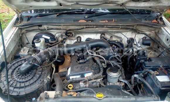 Nunua Ilio tumika Toyota Hilux Nyeupe Gari ndani ya Harare nchini Harare Nunua Ilio tumika Toyota Hilux Nyeupe Gari ndani ya Harare nchini Harare