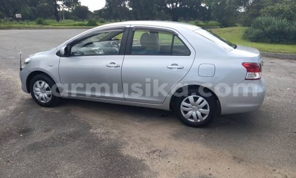Nunua Ilio tumika Toyota Belta Fedha Gari ndani ya Harare nchini Harare Nunua Ilio tumika Toyota Belta Fedha Gari ndani ya Harare nchini Harare