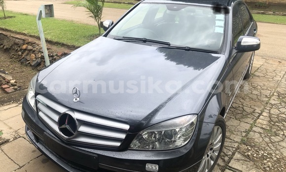 Buy Used Mercedes‒Benz C-klasse Black Car in Harare in Harare Buy Used Mercedes‒Benz C-klasse Black Car in Harare in Harare