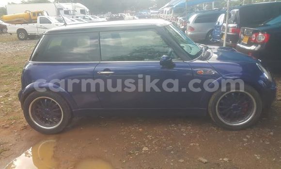 Nunua Ilio tumika MINI Cooper Bluu Gari ndani ya Harare nchini Harare