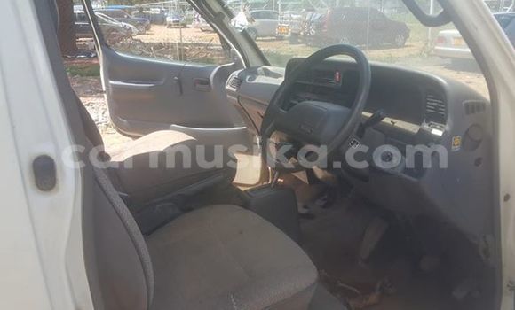 Acheter Occasion Voiture Toyota Hiace Blanc à Harare, Harare Acheter Occasion Voiture Toyota Hiace Blanc à Harare, Harare