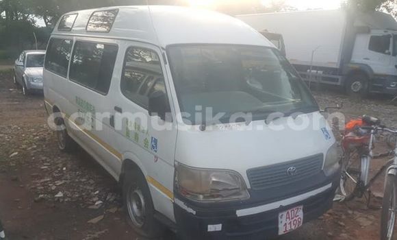 Acheter Occasion Voiture Toyota Hiace Blanc à Harare, Harare Acheter Occasion Voiture Toyota Hiace Blanc à Harare, Harare