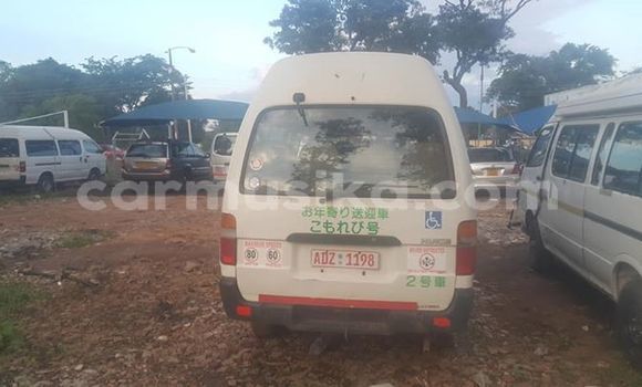 Acheter Occasion Voiture Toyota Hiace Blanc à Harare, Harare Acheter Occasion Voiture Toyota Hiace Blanc à Harare, Harare