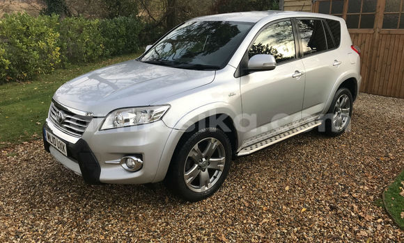 Tenga Tsaru Toyota RAV4 Bhuruu Mota in Harare in Harare Tenga Tsaru Toyota RAV4 Bhuruu Mota in Harare in Harare