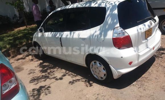Buy Used Honda Fit White Car in Harare in Harare Buy Used Honda Fit White Car in Harare in Harare