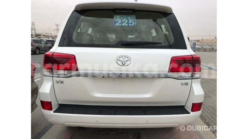 Big with watermark toyota land cruiser harare import dubai 13623