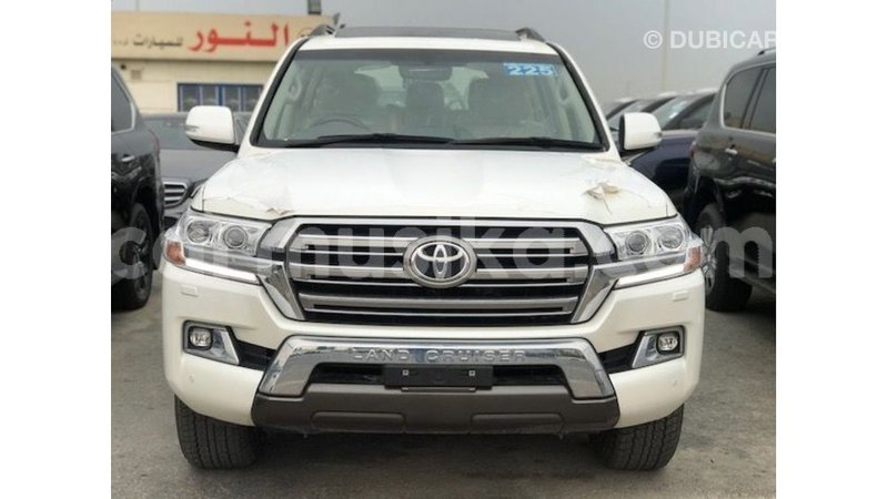 Big with watermark toyota land cruiser harare import dubai 13623