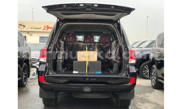 Buy Import Toyota Land Cruiser Black Car in Import - Dubai in Harare Buy Import Toyota Land Cruiser Black Car in Import - Dubai in Harare