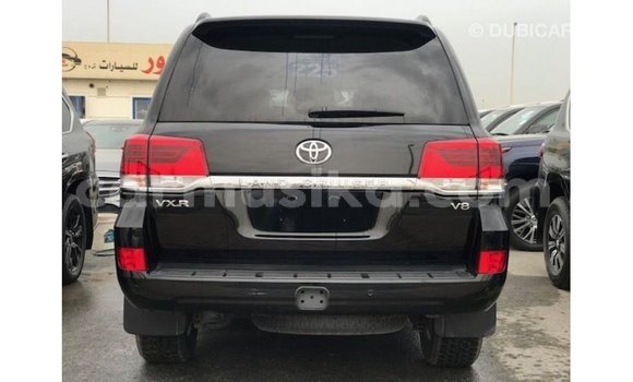 Tenga Imported Toyota Land Cruiser Nhema Mota in Import - Dubai in Harare Tenga Imported Toyota Land Cruiser Nhema Mota in Import - Dubai in Harare