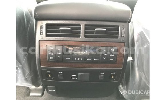 Tenga Imported Toyota Land Cruiser Nhema Mota in Import - Dubai in Harare Tenga Imported Toyota Land Cruiser Nhema Mota in Import - Dubai in Harare