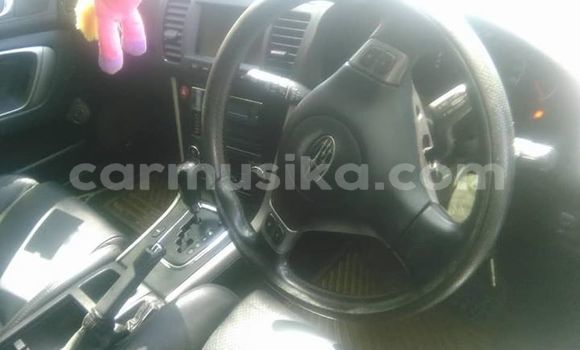 Nunua Ilio tumika Subaru Legacy Fedha Gari ndani ya Harare nchini Harare Nunua Ilio tumika Subaru Legacy Fedha Gari ndani ya Harare nchini Harare