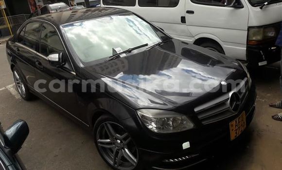 Nunua Ilio tumika Mercedes‒Benz C-klasse Nyeusi Gari ndani ya Harare nchini Harare Nunua Ilio tumika Mercedes‒Benz C-klasse Nyeusi Gari ndani ya Harare nchini Harare