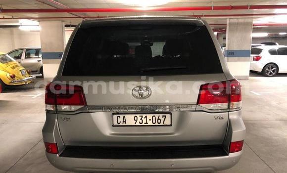 Tenga Tsaru Toyota Land Cruiser Sirivha Mota in Harare in Harare Tenga Tsaru Toyota Land Cruiser Sirivha Mota in Harare in Harare