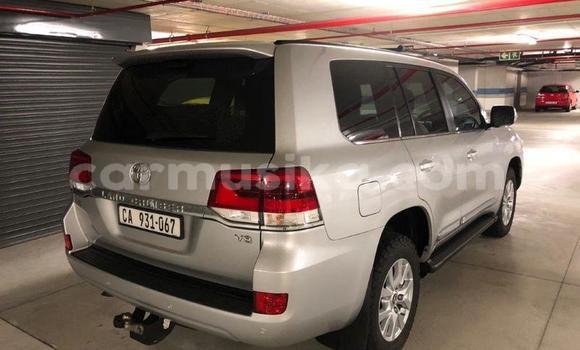 Tenga Tsaru Toyota Land Cruiser Sirivha Mota in Harare in Harare Tenga Tsaru Toyota Land Cruiser Sirivha Mota in Harare in Harare