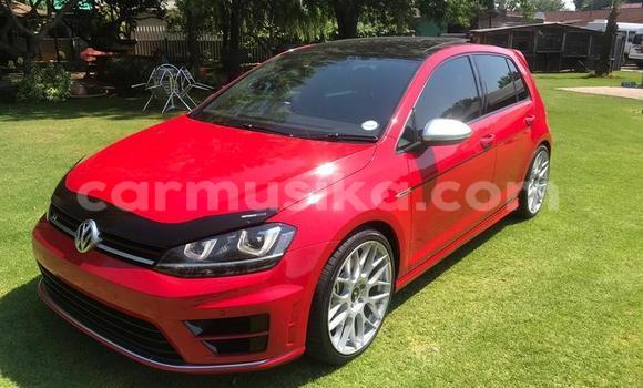 Tenga Tsaru Volkswagen Golf R Tsvuku Mota in Harare in Harare Tenga Tsaru Volkswagen Golf R Tsvuku Mota in Harare in Harare