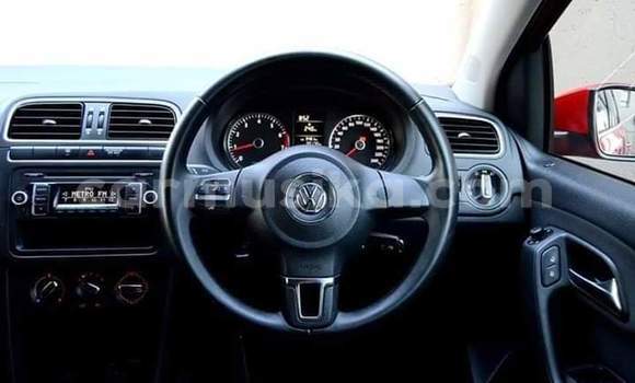 Tenga Tsaru Volkswagen Polo Tsvuku Mota in Beitbridge in Matabeleland South Tenga Tsaru Volkswagen Polo Tsvuku Mota in Beitbridge in Matabeleland South