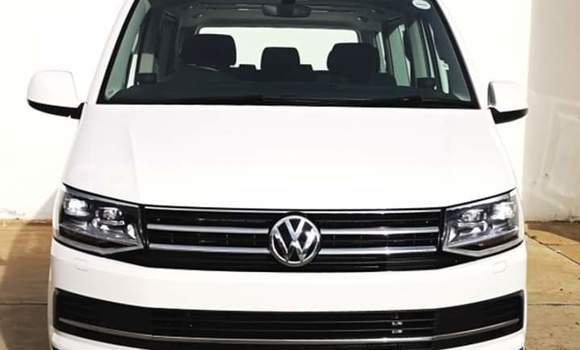 Tenga Tsaru Volkswagen Caravelle Chena Mota in Beitbridge in Matabeleland South Tenga Tsaru Volkswagen Caravelle Chena Mota in Beitbridge in Matabeleland South