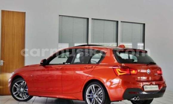 Tenga Tsaru BMW 1M Tsvuku Mota in Beitbridge in Matabeleland South Tenga Tsaru BMW 1M Tsvuku Mota in Beitbridge in Matabeleland South