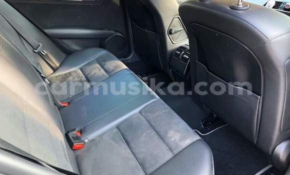 Tenga Tsaru Mercedes‒Benz C–Class Chena Mota in Beitbridge in Matabeleland South Tenga Tsaru Mercedes‒Benz C–Class Chena Mota in Beitbridge in Matabeleland South