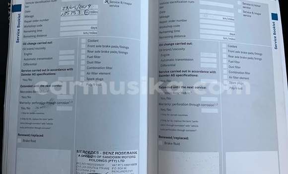 Tenga Tsaru Mercedes‒Benz C–Class Chena Mota in Beitbridge in Matabeleland South Tenga Tsaru Mercedes‒Benz C–Class Chena Mota in Beitbridge in Matabeleland South