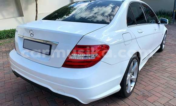 Tenga Tsaru Mercedes‒Benz C–Class Chena Mota in Beitbridge in Matabeleland South Tenga Tsaru Mercedes‒Benz C–Class Chena Mota in Beitbridge in Matabeleland South