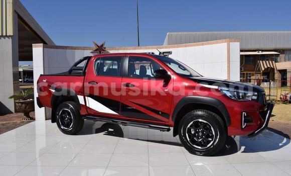 Tenga Tsaru Toyota Hilux Surf Tsvuku Mota in Beitbridge in Matabeleland South Tenga Tsaru Toyota Hilux Surf Tsvuku Mota in Beitbridge in Matabeleland South